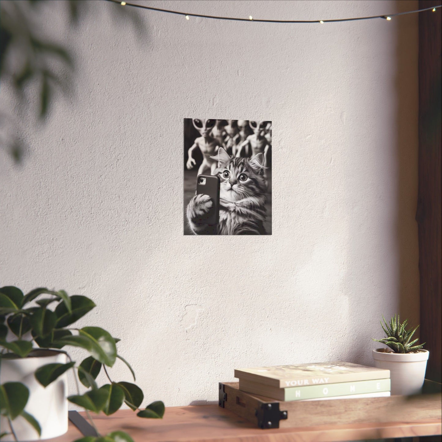 Póster de selfie de gato divertido: arte mural vertical mate con fotobomba de extraterrestre