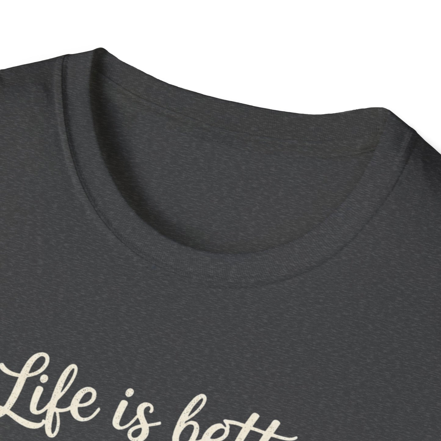 Camiseta "La vida es mejor con gatos" — Camiseta linda para amantes de los gatos
