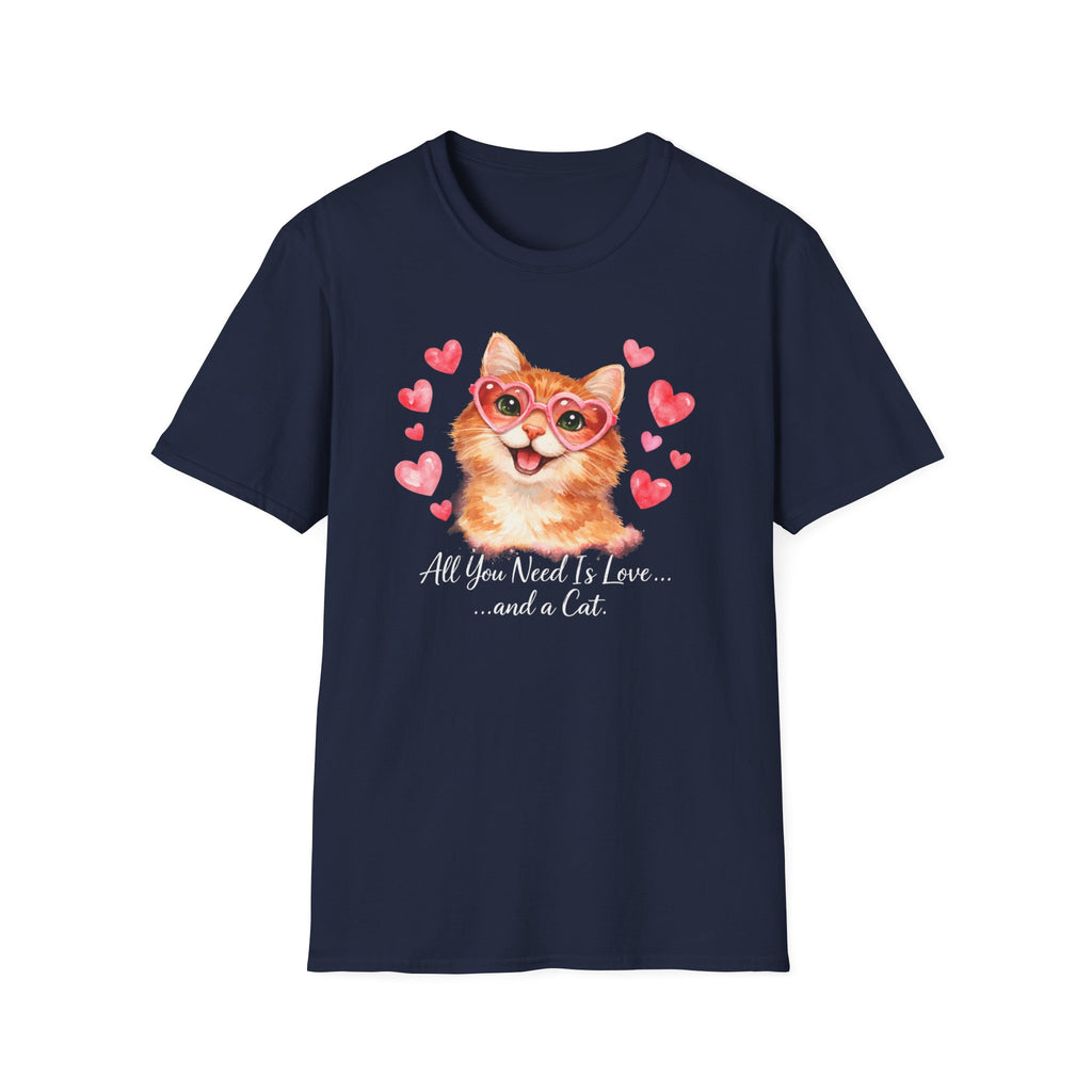 Todo lo que necesitas es amor... y una camiseta de gato — Linda camiseta de gatito con gafas de sol y corazón