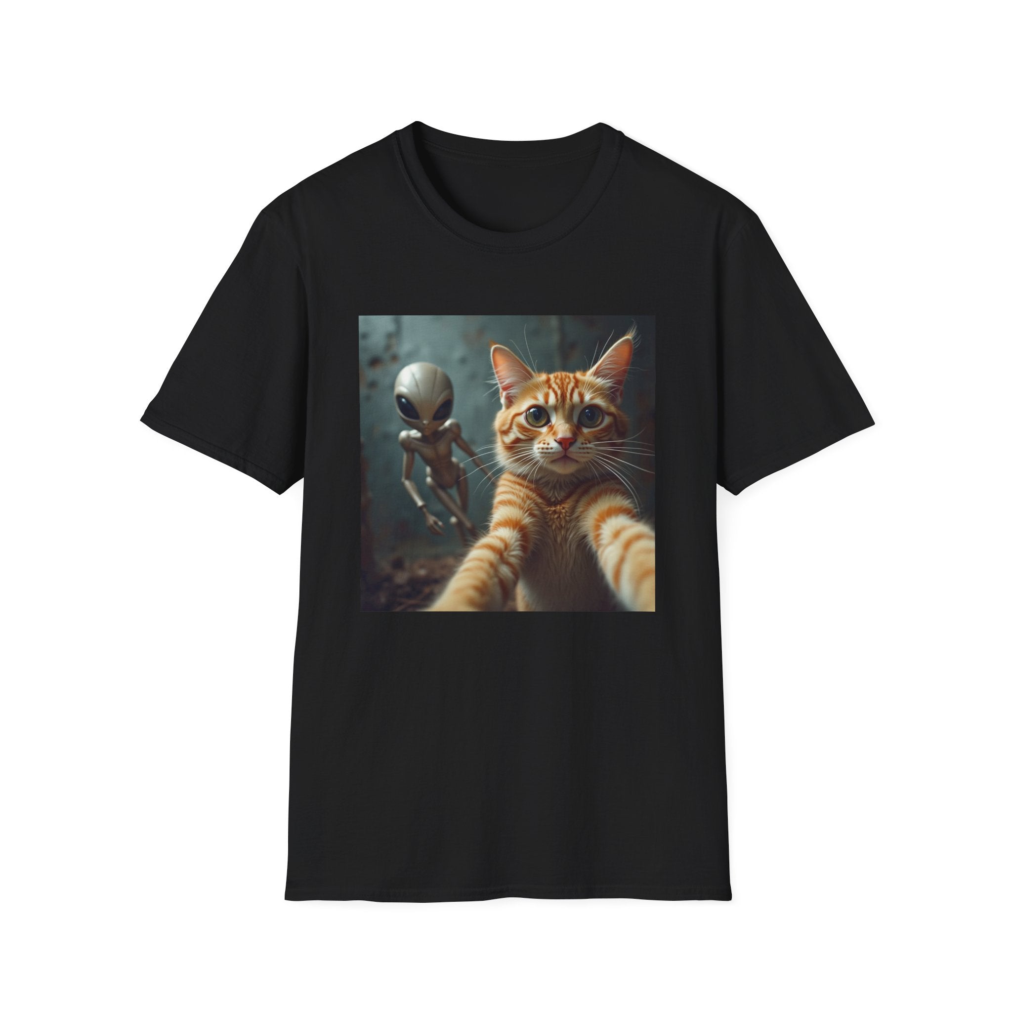 Camiseta Selfie Extraterrestre — Camiseta con gráfico de un lindo gato pelirrojo y un amigo OVNI
