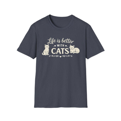 Camiseta "La vida es mejor con gatos" — Camiseta linda para amantes de los gatos