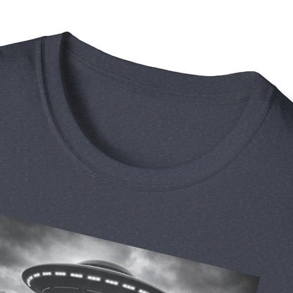 Camiseta de gato OVNI Selfie: adorable camiseta con gráfico de gato con abducción extraterrestre