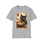 Camiseta de gato ramen: un adorable gato negro comiendo ramen, personaje vintage japonés de amor.