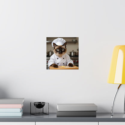 Póster de gato chef: adorable gato siamés con traje de chef, arte mural vertical mate