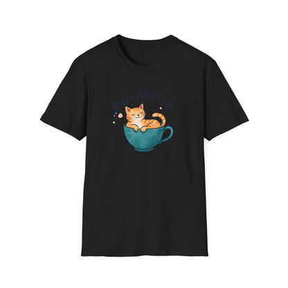 Camiseta de gato en taza de té