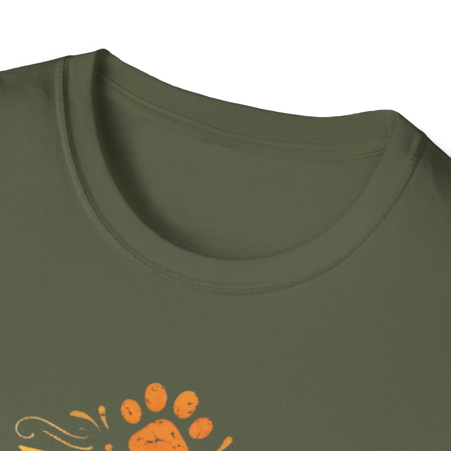 Live Love Meow T-Shirt — Cute Cat Paw Graphic Tee for Cat Lovers