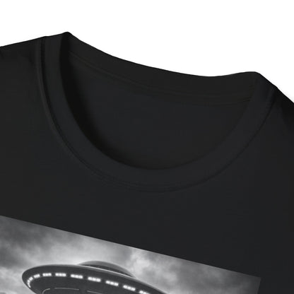 Camiseta de gato OVNI Selfie: adorable camiseta con gráfico de gato con abducción extraterrestre