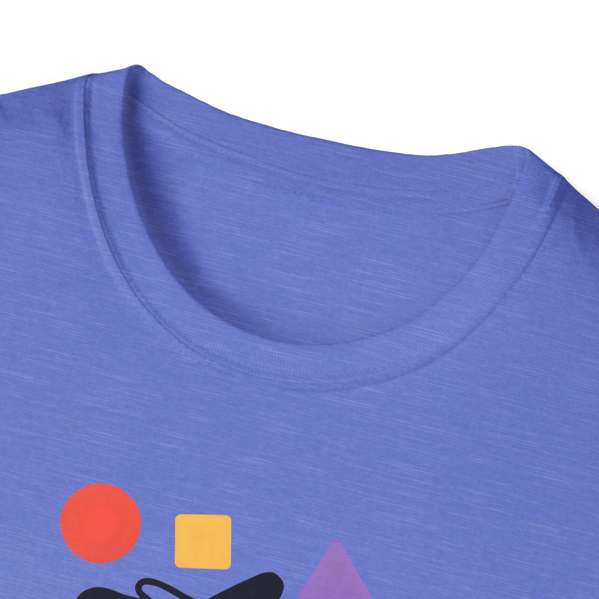 Pawsome days with colorful shapes T-Shirt