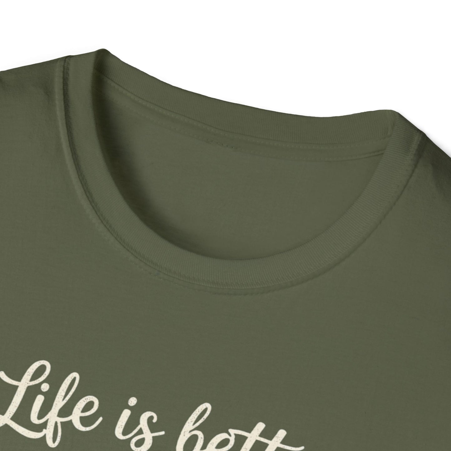 Camiseta "La vida es mejor con gatos" — Camiseta linda para amantes de los gatos