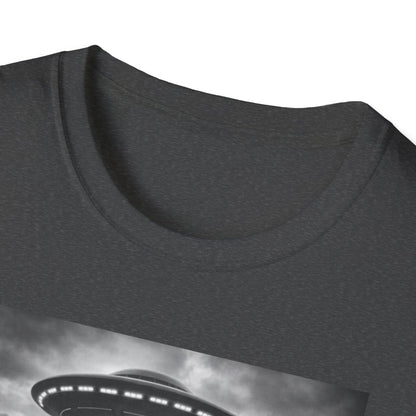 Camiseta de gato OVNI Selfie: adorable camiseta con gráfico de gato con abducción extraterrestre