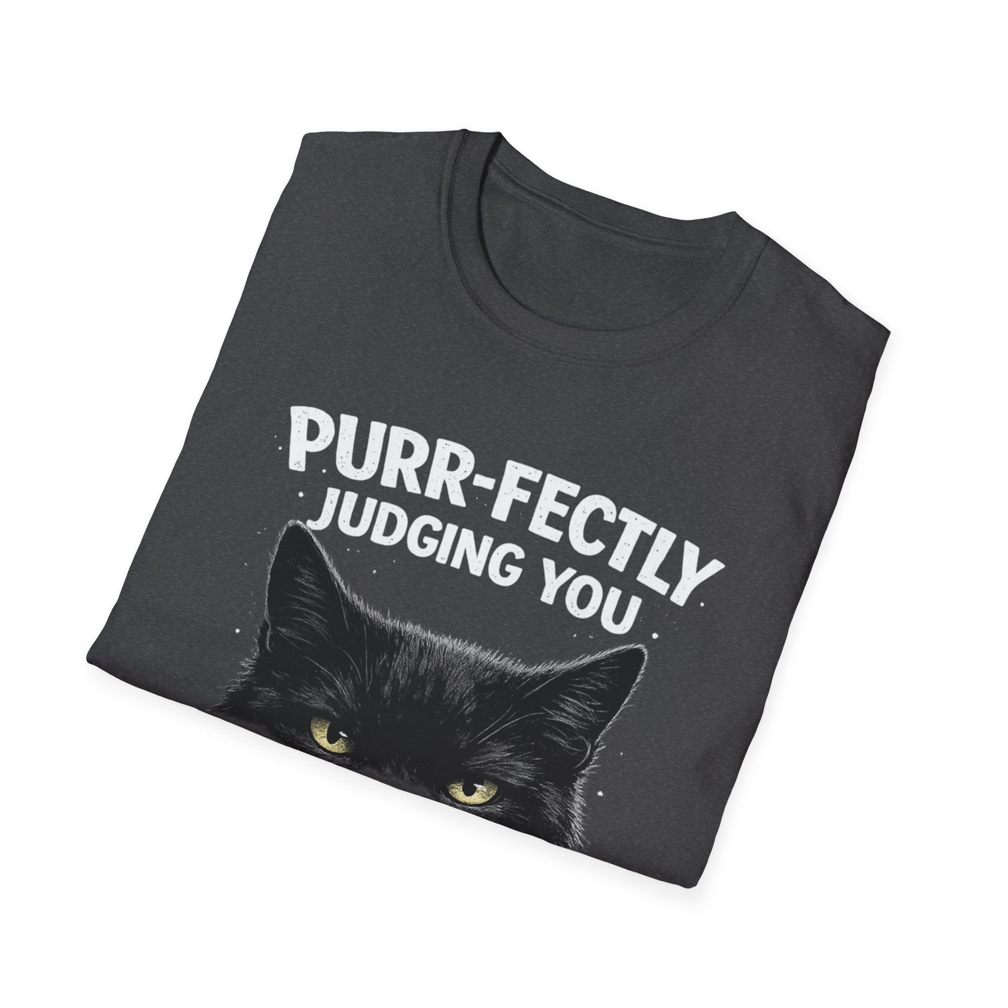 Camiseta "Juzgándote perfectamente, gato"