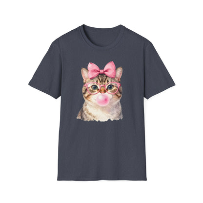Camiseta de gato adorable: gatito con gafas, lazo rosa y chicle