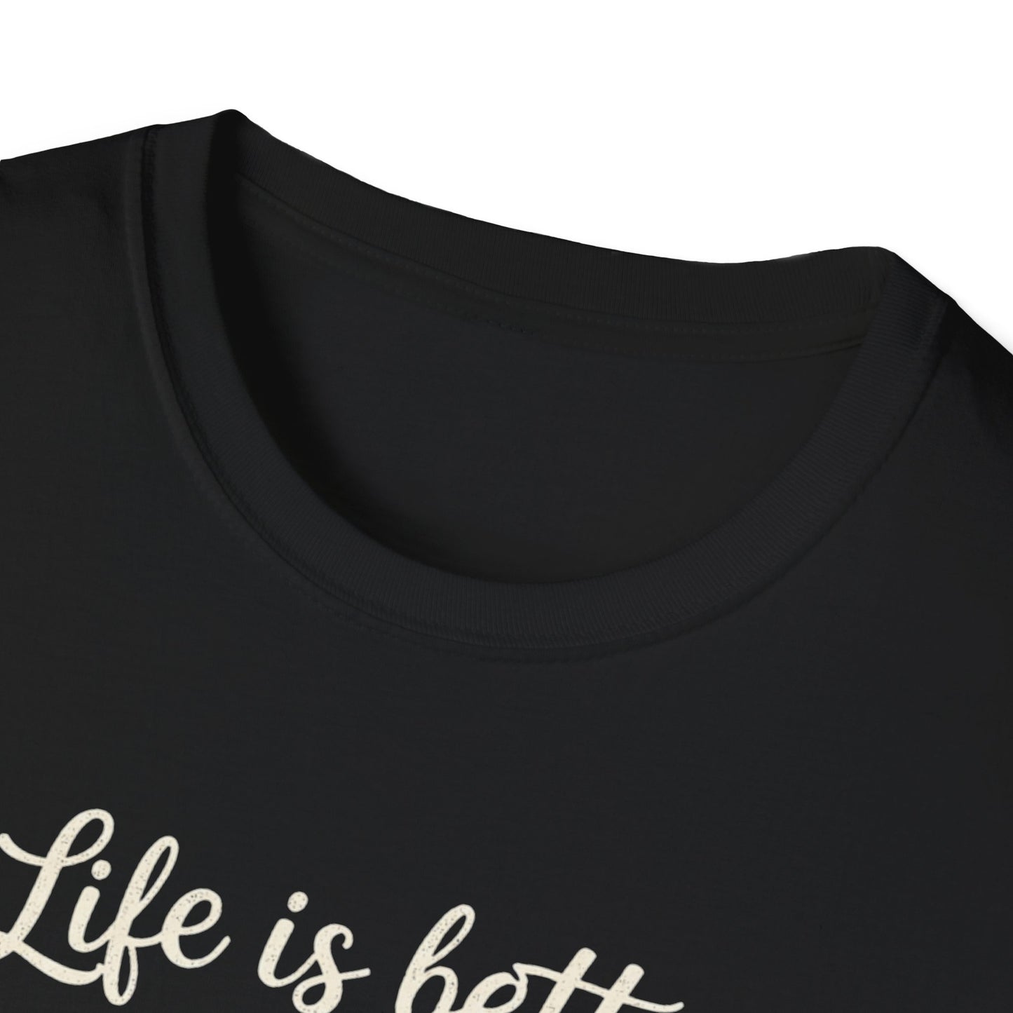 Camiseta "La vida es mejor con gatos" — Camiseta linda para amantes de los gatos