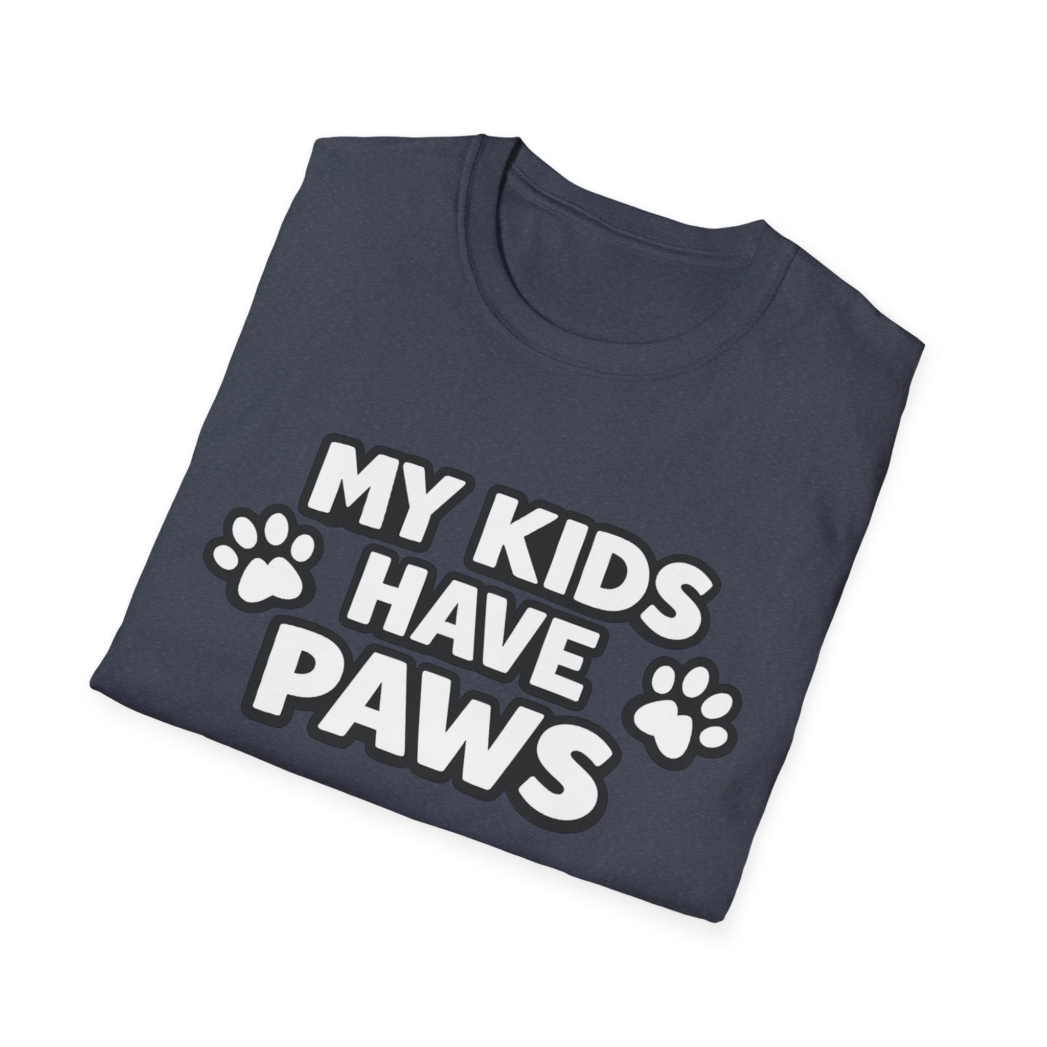 Camiseta — "Mis hijos tienen patas" | Camiseta divertida para dueños de mascotas