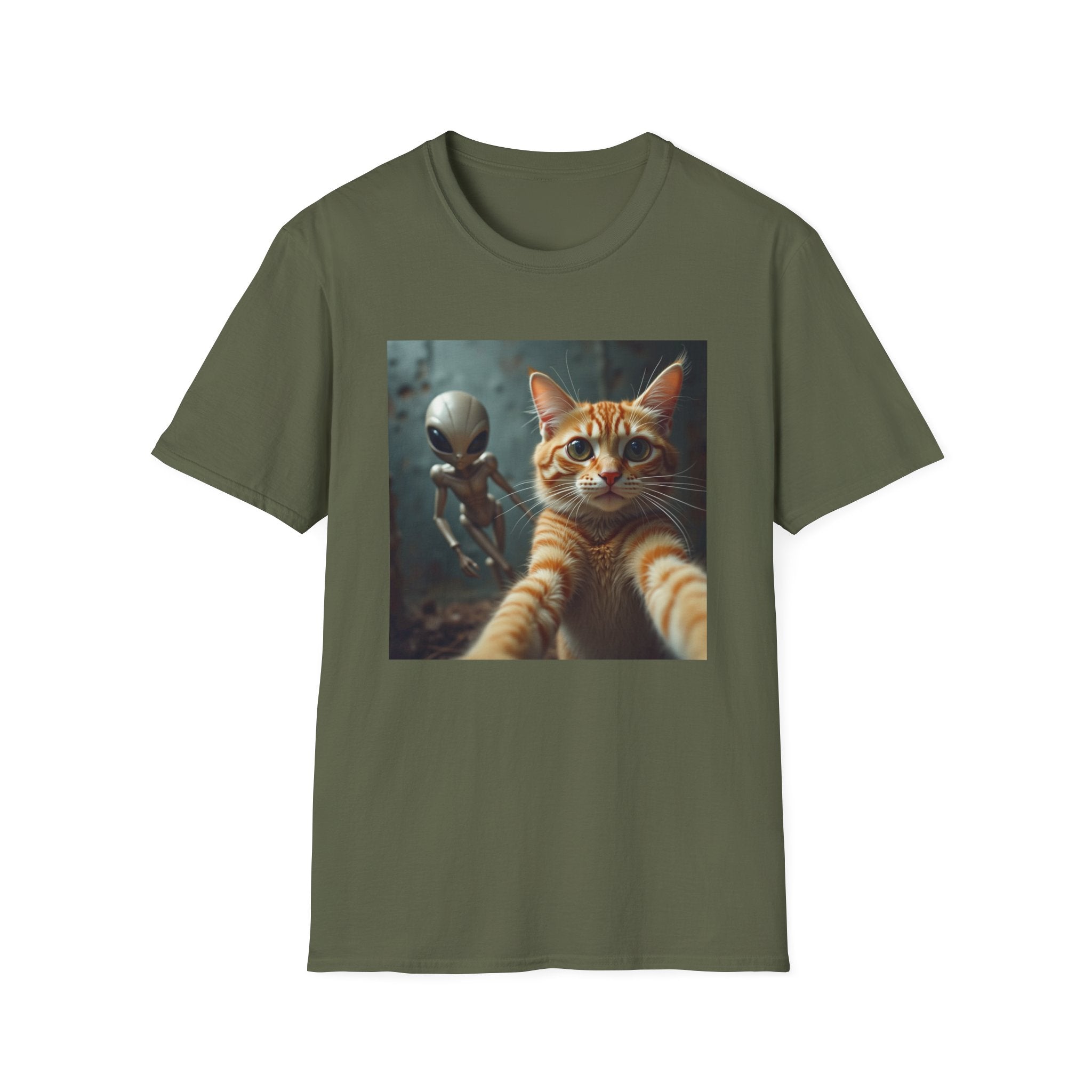 Camiseta Selfie Extraterrestre — Camiseta con gráfico de un lindo gato pelirrojo y un amigo OVNI