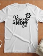 Camiseta Rescue Mom: Linda camiseta con estampado de perro rescatado para mamás de mascotas